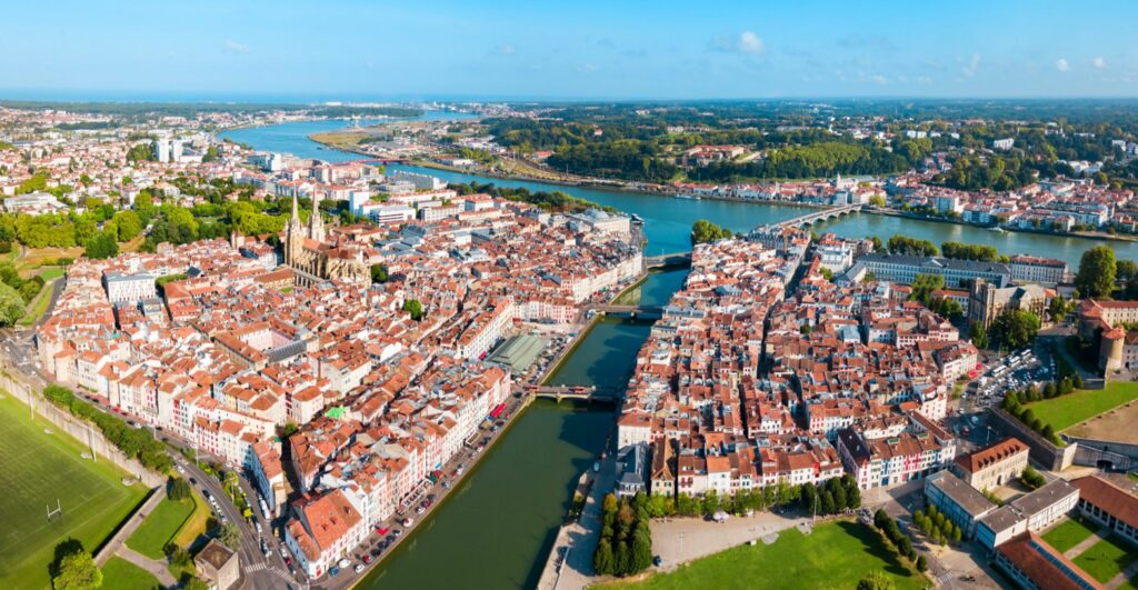 adobestock-saiko3p-bayonne